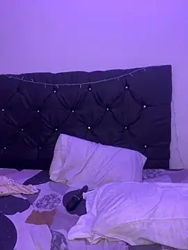 alisson carolina73 online show from 12/20/24, 02:08