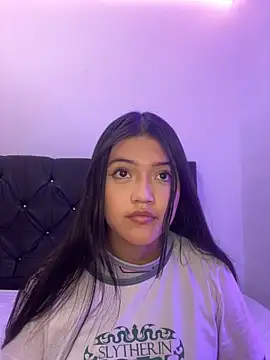 alisson carolina73 online show from 01/04/25, 02:03