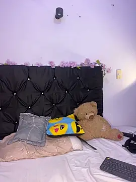 alisson carolina73 online show from 03/23/25, 12:58