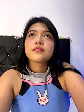 alisson carolina73 online show from 09/13/25, 12:43