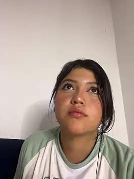 alisson carolina73 online show from 05/30/26, 03:25