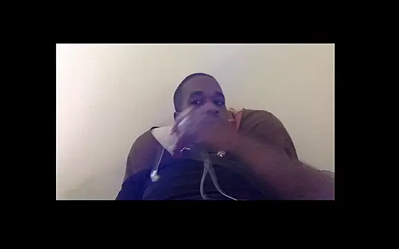 Snapshot of POPAYE972 chatting on 04/22/26, 11:56 POPAYE972 online show from 04/22/26, 11:56