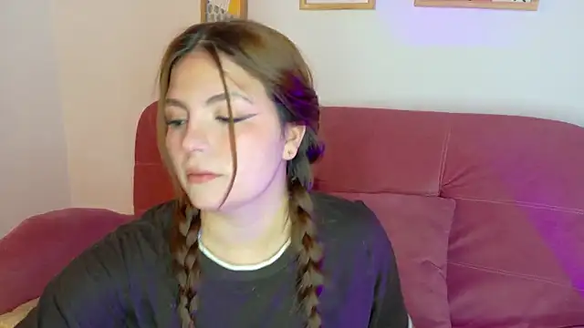 Juanita owens online show from 04/11/26, 11:47