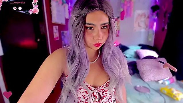 kiki cavilll online show from 02/10/25, 02:37