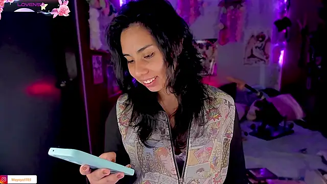 kiki cavilll online show from 03/18/25, 11:52