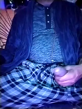 Snapshot of Professor_Leo_ chatting on 12/20/25, 06:20 Professor Leo online show from 12/20/25, 06:20