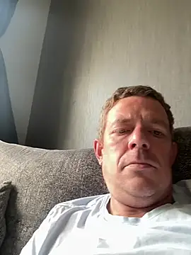 Snapshot of mrwright878787 chatting on 05/21/26, 03:19 mrwright878787 online show from 05/21/26, 03:19