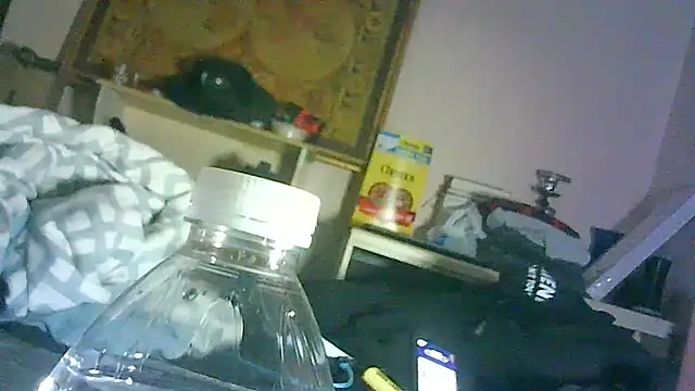 Snapshot of DI4MOND_FIR3 chatting on 06/27/26, 02:38 DI4MOND FIR3 online show from 06/27/26, 02:38