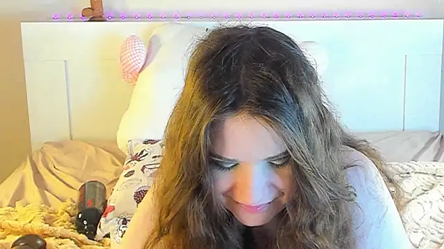 Snapshot of kuraii1_ chatting on 01/19/25, 10:06 kuraii1 online show from 01/19/25, 10:06