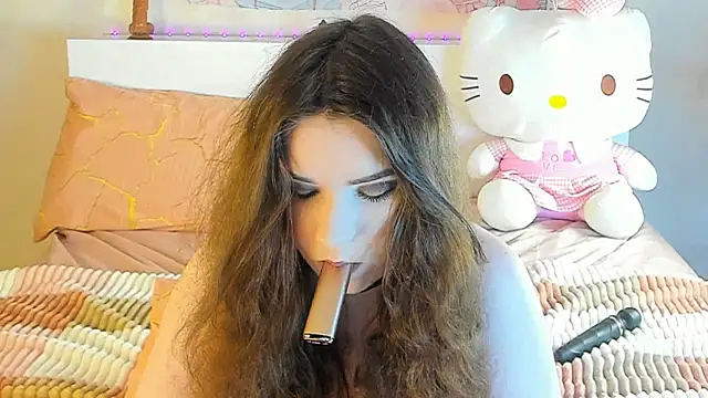 Snapshot of kuraii1_ chatting on 02/01/25, 12:07 kuraii1 online show from 02/01/25, 12:07