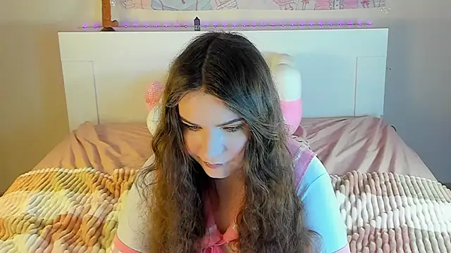 Snapshot of kuraii1_ chatting on 02/08/25, 05:51 kuraii1 online show from 02/08/25, 05:51