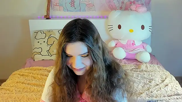 Snapshot of kuraii1_ chatting on 02/15/25, 02:26 kuraii1 online show from 02/15/25, 02:26