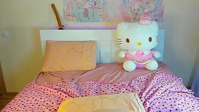 Snapshot of kuraii1_ chatting on 03/06/25, 07:54 kuraii1 online show from 03/06/25, 07:54