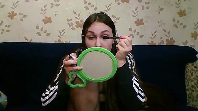 catt kat online show from 10/08/25, 09:51