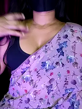 Snapshot of SexyAndHottie chatting on 01/05/25, 02:17 SexyAndHottie online show from 01/05/25, 02:17