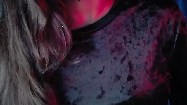 Snapshot of SexyAndHottie chatting on 01/10/26, 09:52 SexyAndHottie online show from 01/10/26, 09:52