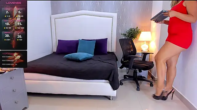 Snapshot of _Peach1_ chatting on 01/28/25, 08:58  Peach1  online show from 01/28/25, 08:58