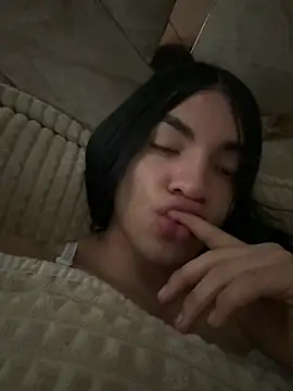 Snapshot of MisscharlotteK chatting on 02/10/25, 04:47 MisscharlotteK online show from 02/10/25, 04:47