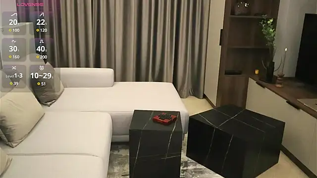 Snapshot of IrisNoire chatting on 02/05/25, 08:25 IrisNoire online show from 02/05/25, 08:25