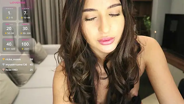 Snapshot of IrisNoire chatting on 03/03/25, 11:24 IrisNoire online show from 03/03/25, 11:24