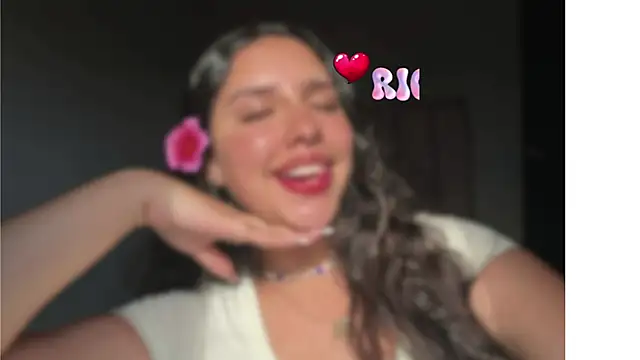 Snapshot of paulette_dupont chatting on 01/29/25, 06:54 paulette dupont online show from 01/29/25, 06:54