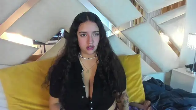 Snapshot of paulette_dupont chatting on 03/05/25, 06:12 paulette dupont online show from 03/05/25, 06:12