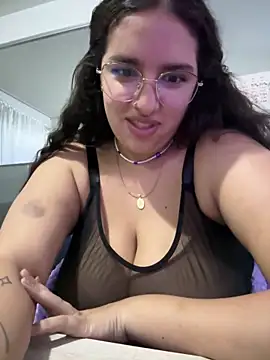 Snapshot of paulette_dupont chatting on 03/06/25, 07:47 paulette dupont online show from 03/06/25, 07:47