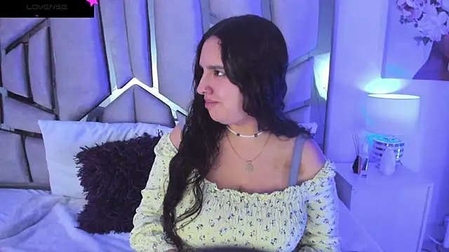 Snapshot of paulette_dupont chatting on 03/14/25, 07:34 paulette dupont online show from 03/14/25, 07:34