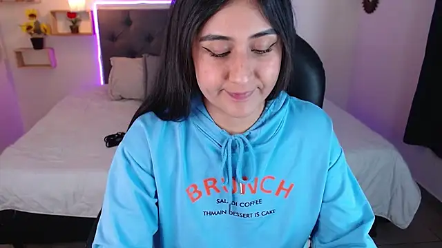 mia aira online show from 12/03/24, 08:39