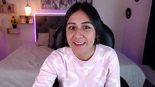 mia aira online show from 12/10/24, 08:38