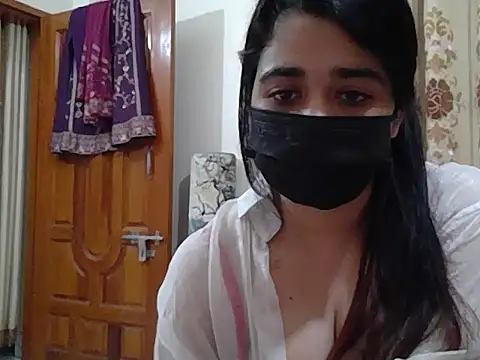 Snapshot of A-pusparani chatting on 03/28/26, 06:29 A-pusparani online show from 03/28/26, 06:29