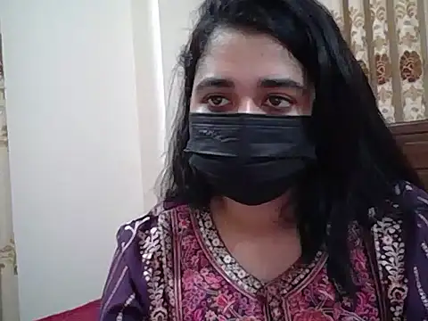 Snapshot of A-pusparani chatting on 04/01/26, 08:28 A-pusparani online show from 04/01/26, 08:28