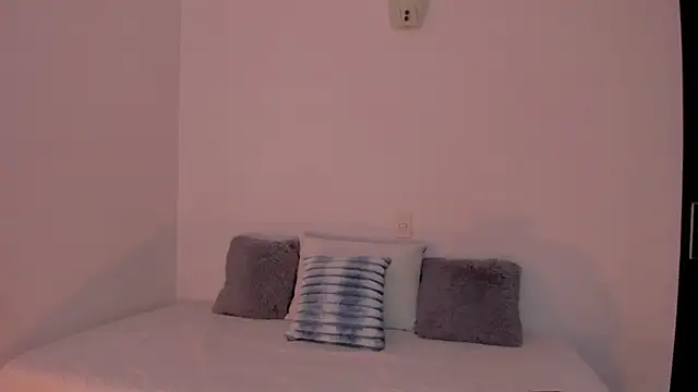 Snapshot of Brisa_blue chatting on 11/27/25, 09:39 Brisa blue online show from 11/27/25, 09:39