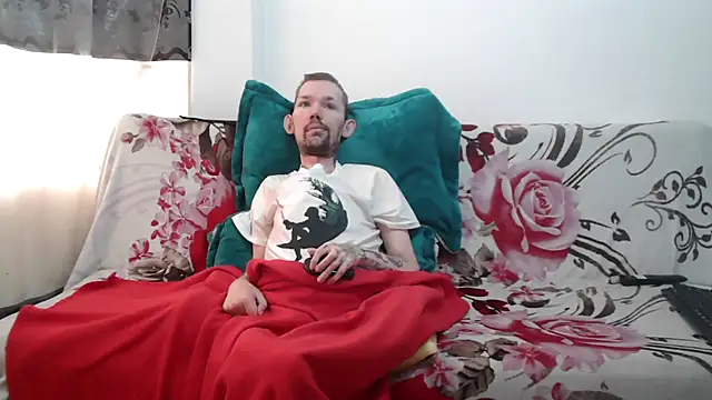 Sophia and Thomas online show from 05/11/26, 03:07