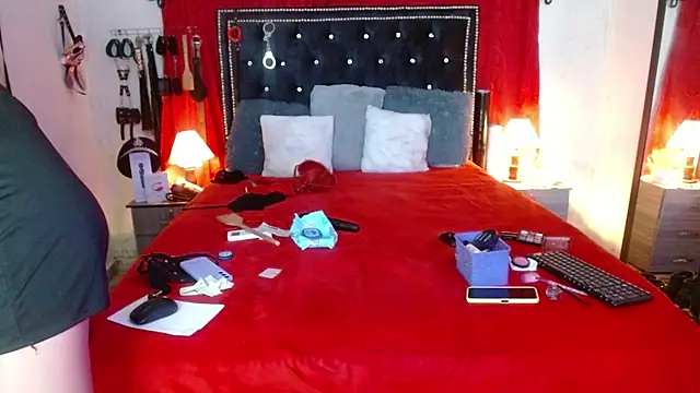 Snapshot of SamaraMartinez chatting on 10/01/25, 09:37 SamaraMartinez online show from 10/01/25, 09:37