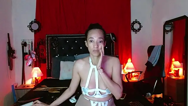 Snapshot of SamaraMartinez chatting on 10/15/25, 08:20 SamaraMartinez online show from 10/15/25, 08:20