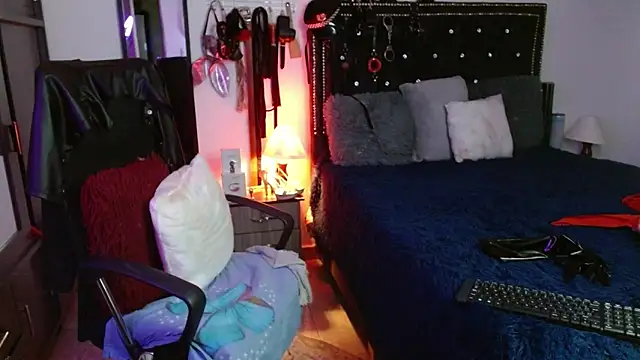 SamaraMartinez online show from 11/15/25, 10:01