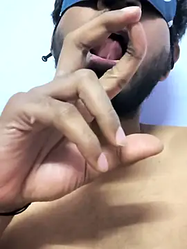 Snapshot of Mr-Ms-Indian-Sex chatting on 02/07/25, 04:14 Mr-Ms-Indian-Sex online show from 02/07/25, 04:14