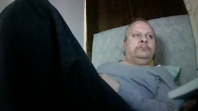 Snapshot of amylrmm1903 chatting on 03/29/26, 01:00 amylrmm1903 online show from 03/29/26, 01:00