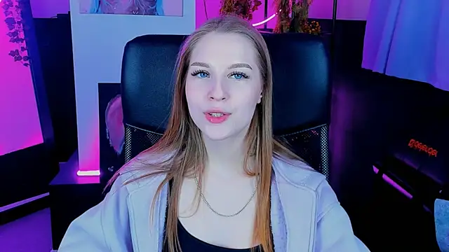 CuteMousee online show from 12/04/24, 09:07