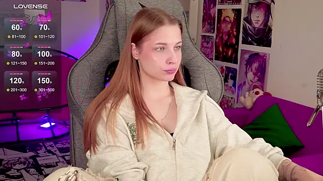 CuteMousee online show from 10/10/25, 09:19