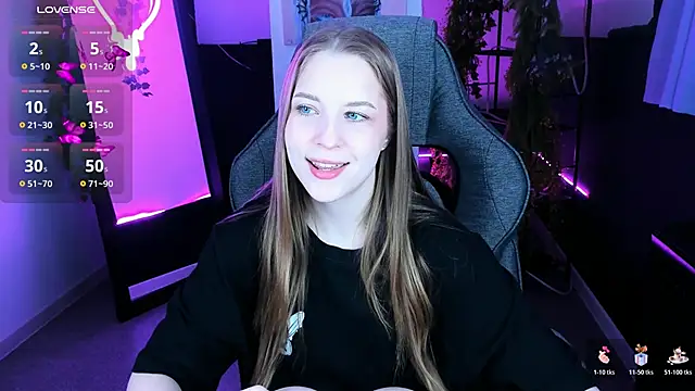 CuteMousee online show from 10/18/25, 05:21