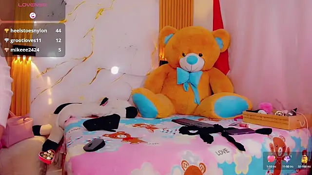 BrendaSquirtx online show from 02/15/25, 05:50