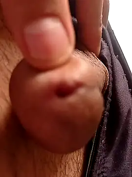 Snapshot of thelion2530 chatting on 01/09/25, 08:22 thelion2530 online show from 01/09/25, 08:22