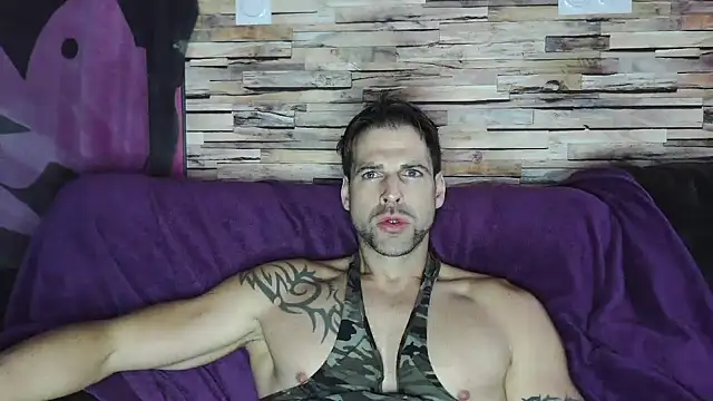 XxBigboybandxX online show from 12/05/24, 01:49