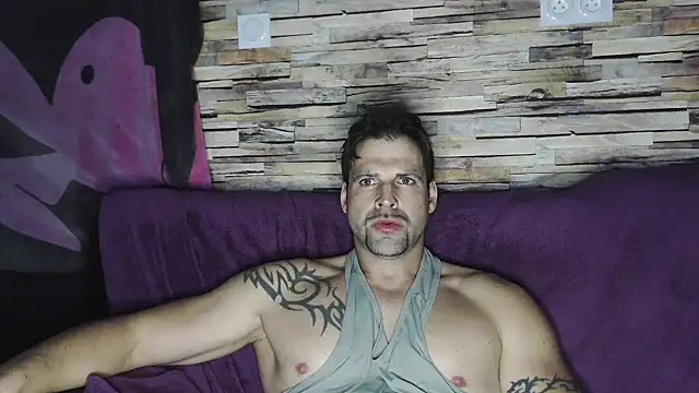 XxBigboybandxX online show from 02/12/25, 07:02