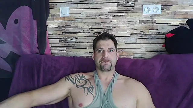 XxBigboybandxX online show from 02/23/25, 04:35