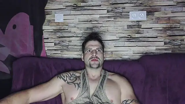 XxBigboybandxX online show from 03/02/25, 05:33