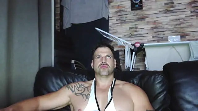 XxBigboybandxX online show from 11/03/25, 06:09