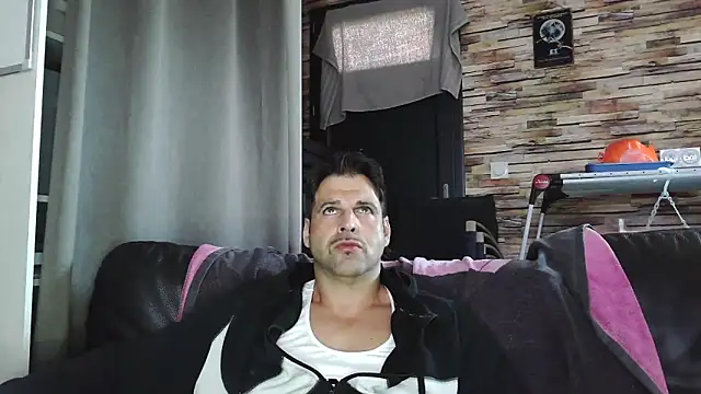 XxBigboybandxX online show from 11/18/25, 12:20